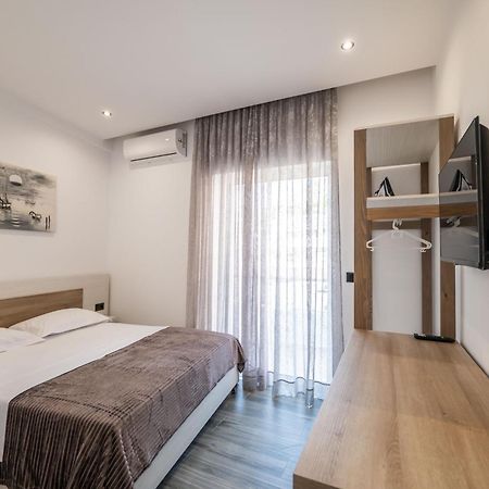 Eden Suites&Apartments Sarandë Eksteriør bilde