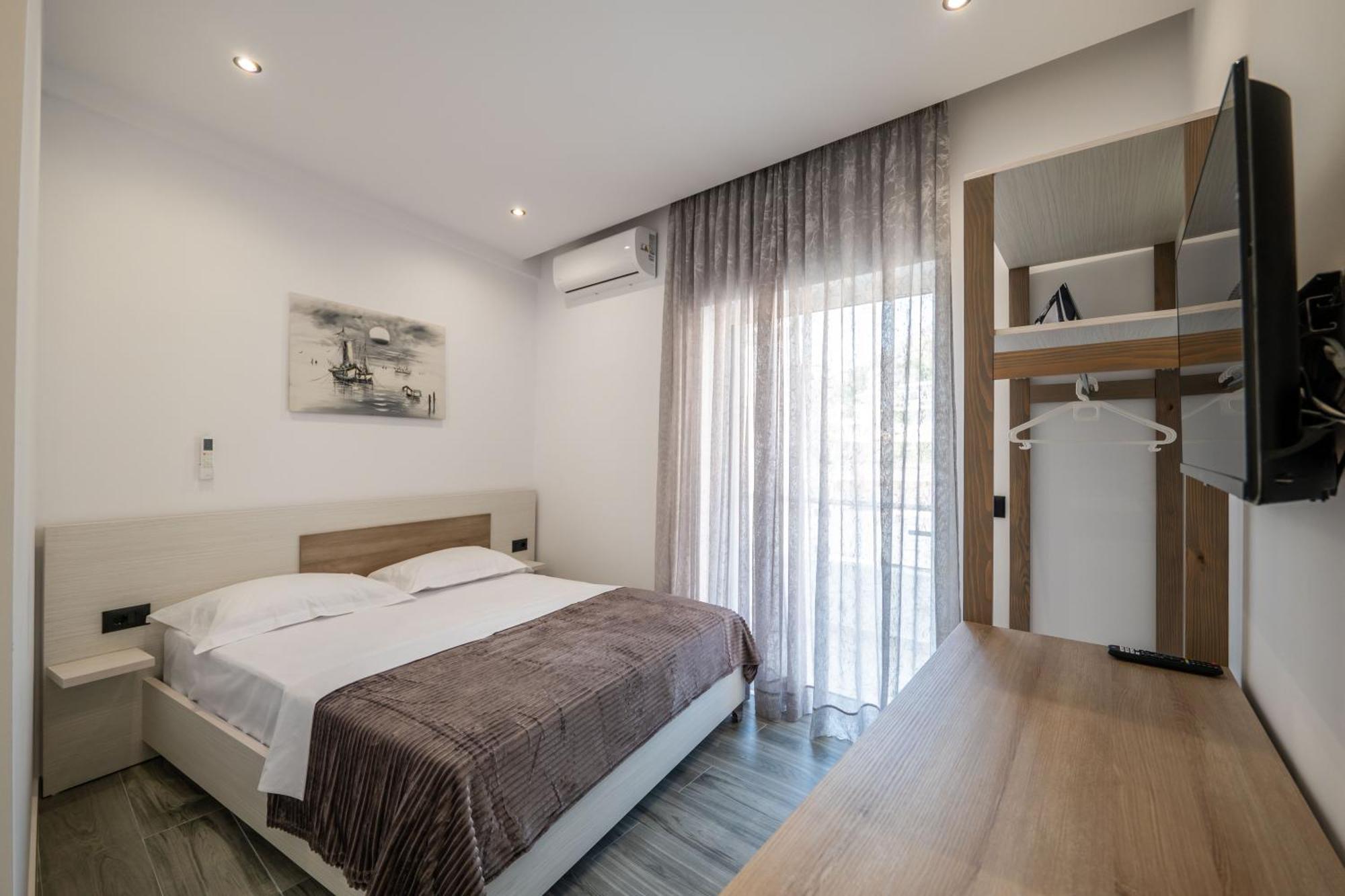 Eden Suites&Apartments Sarandë Eksteriør bilde