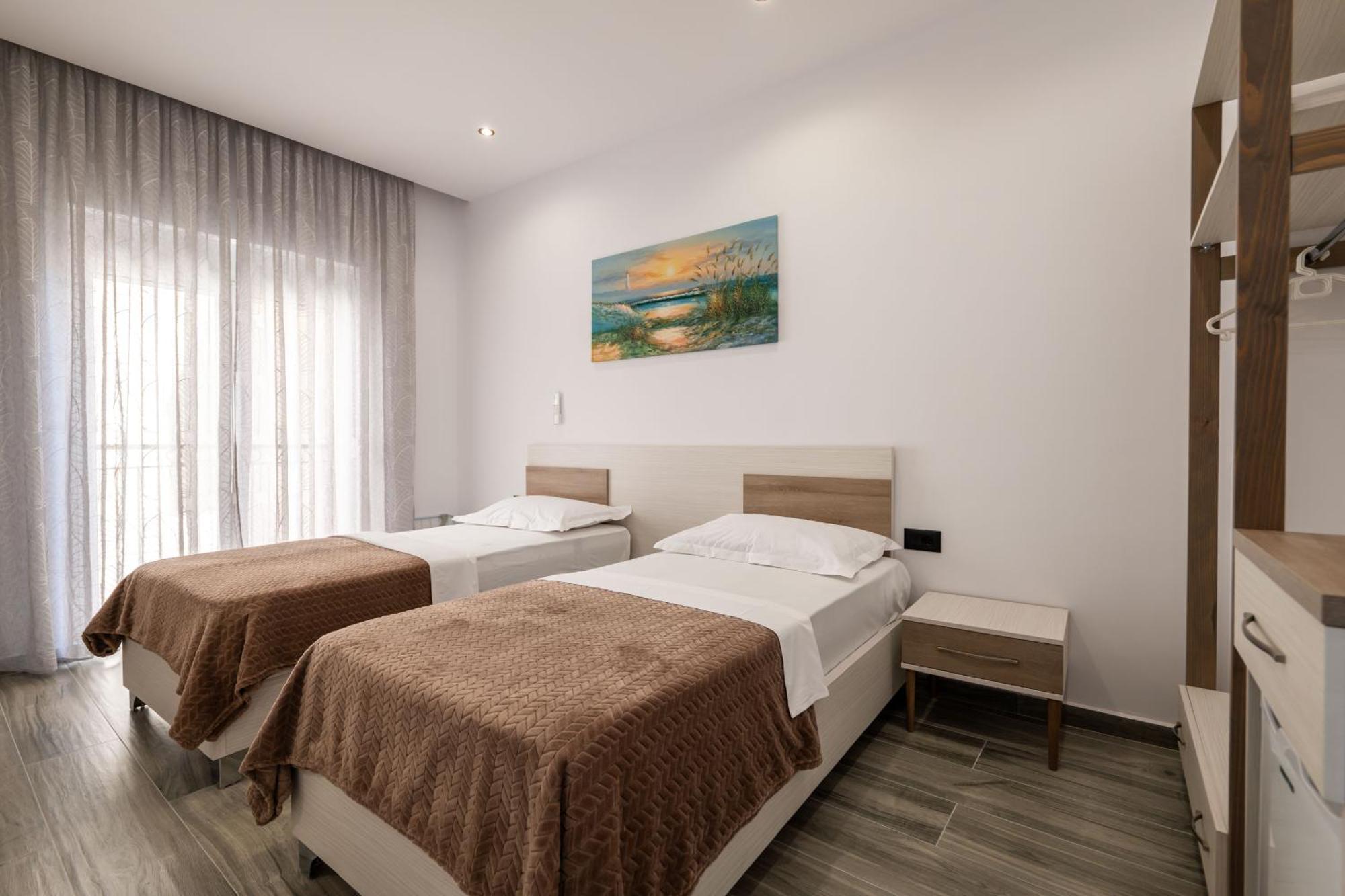 Eden Suites&Apartments Sarandë Eksteriør bilde